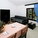 Kanegra Plava Laguna Prázdninový areál Valizza