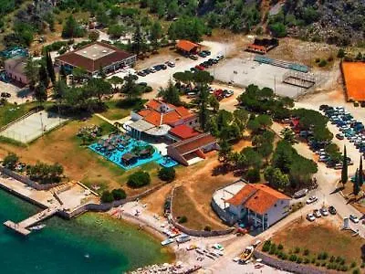 Kanegra Plava Laguna منتزه العطل
