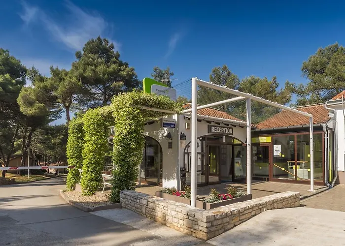 Kanegra Plava Laguna פארק נופש