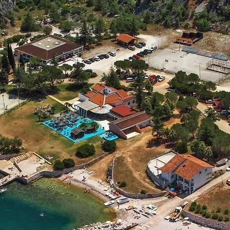 Tatil parkı Kanegra Plava Laguna 2*