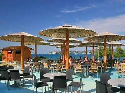 Kanegra Plava Laguna Tatil parkı